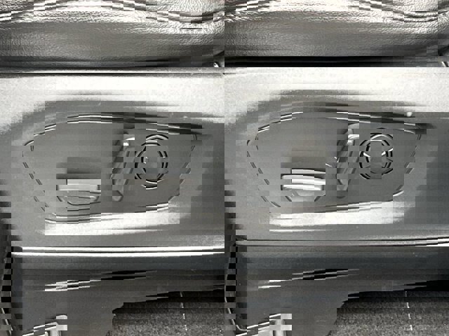 Certified 2022 Ford Explorer ST-Line w/ Class IV Trailer Tow Package image 15