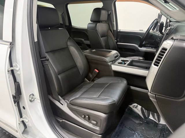 Used 2017 Chevrolet Silverado 2500 LTZ w/ Vortec Plus Package AWD/4WD image 35