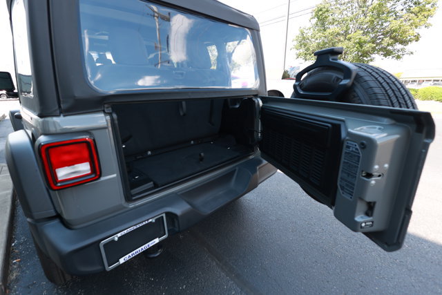 Used 2023 Jeep Wrangler Sport AWD/4WD image 13