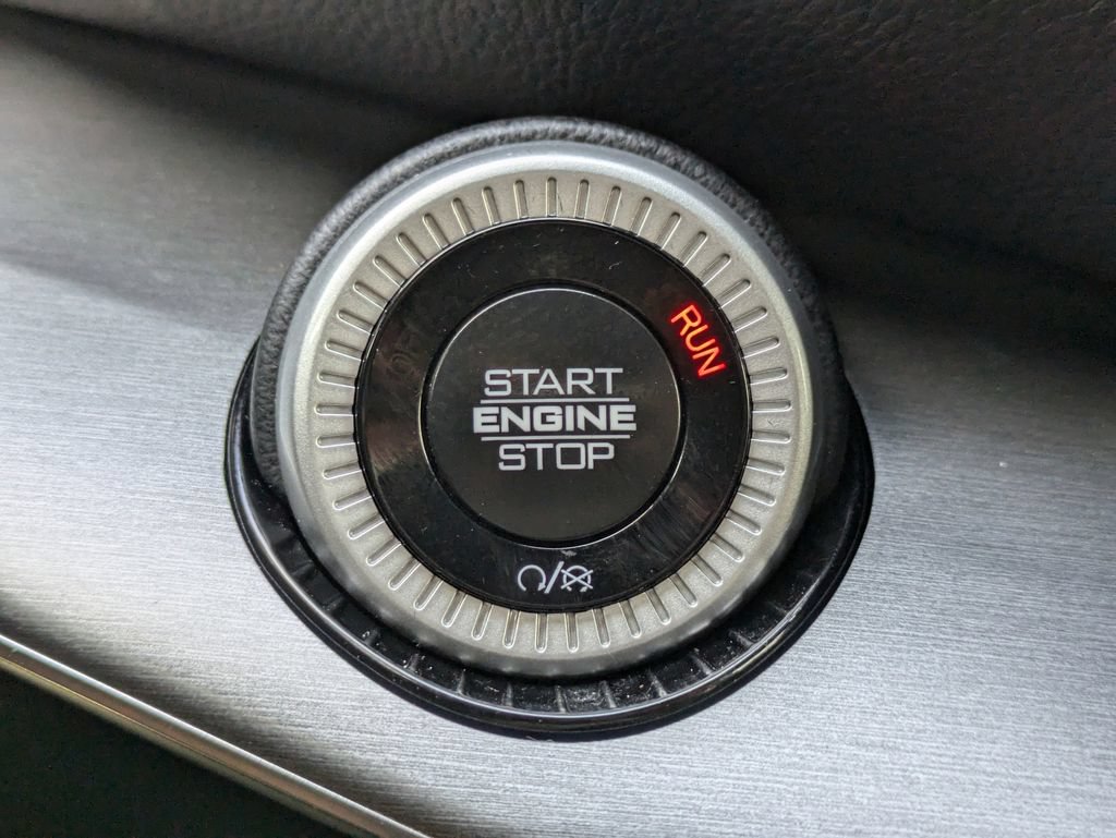 Used 2024 Jeep Wagoneer Series II RWD image 31