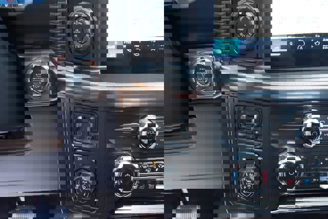 Certified 2025 Ford F150 Raptor image 25