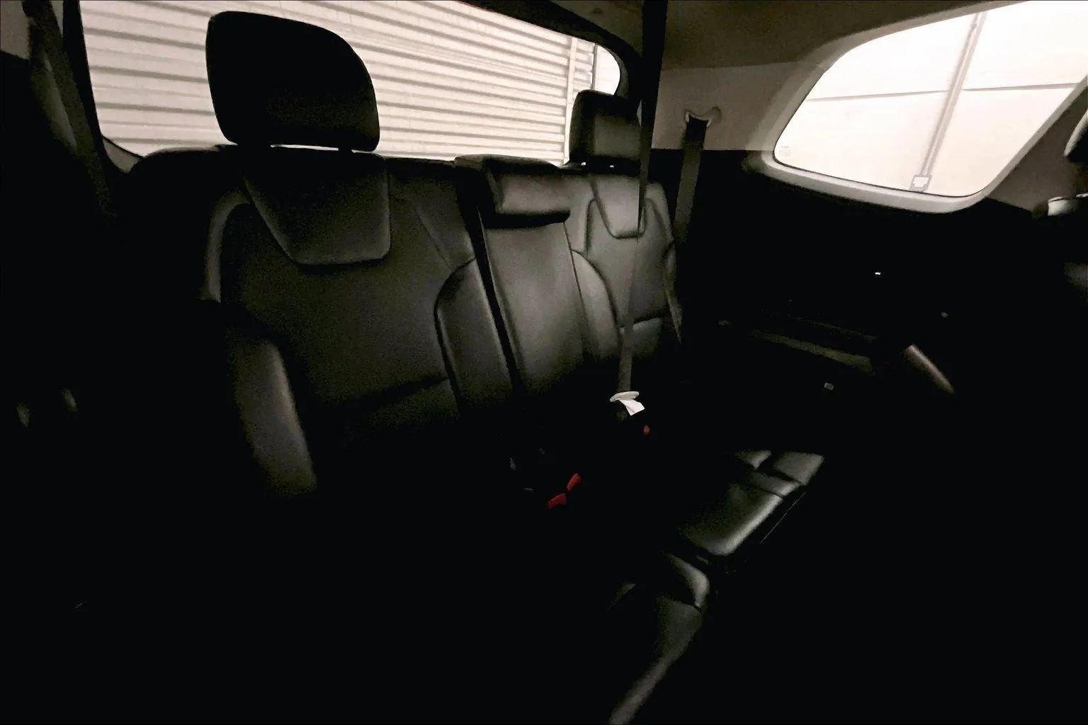 Used 2025 Kia Telluride S image 27