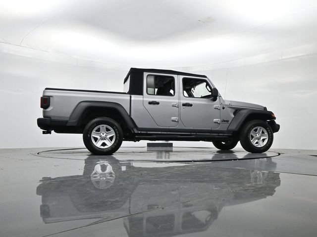 Used 2020 Jeep Gladiator Sport w/ Quick Order Package 24S AWD/4WD image 34