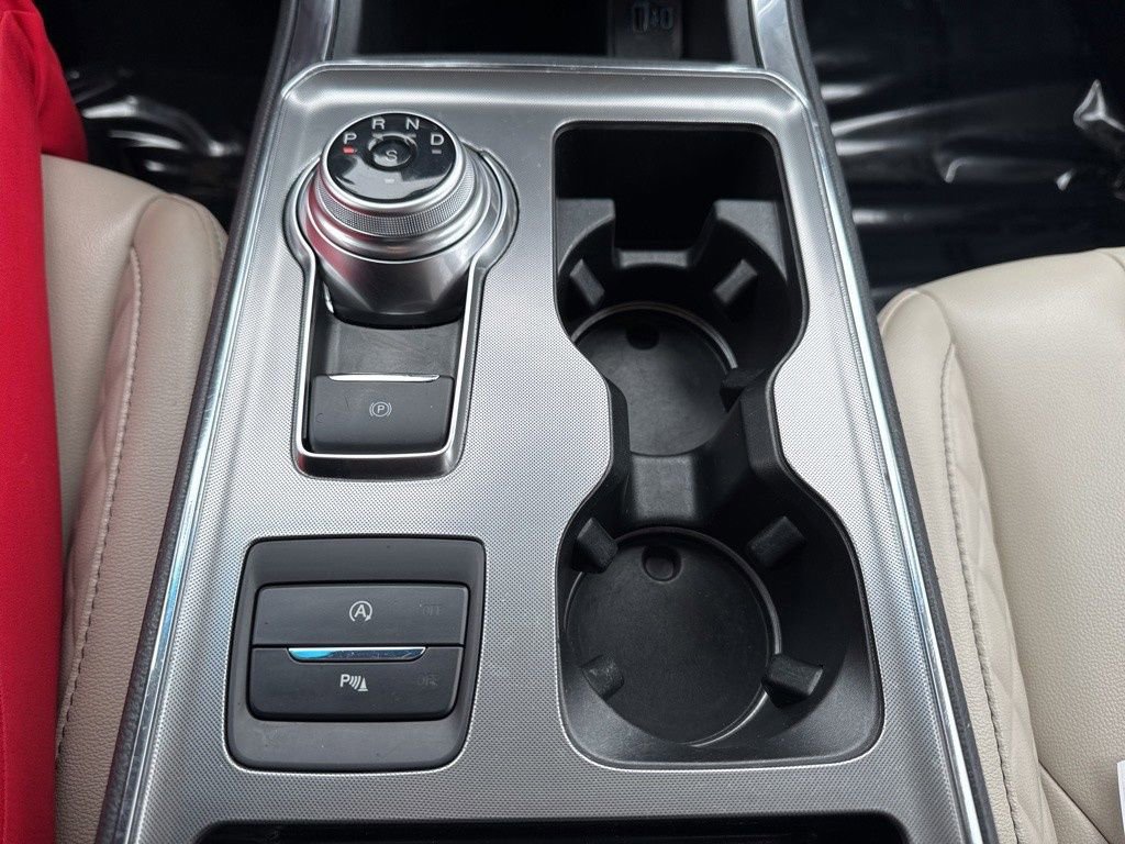 Certified 2024 Ford Edge Titanium image 25