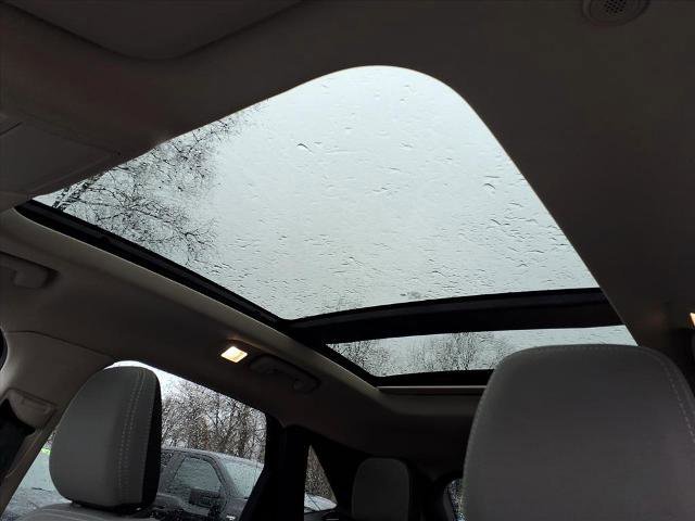 Certified 2020 Ford Escape SE image 23