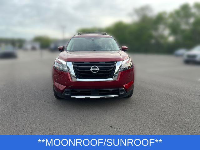 Used 2024 Nissan Pathfinder Platinum AWD/4WD image 9