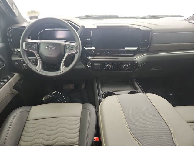Used 2025 Chevrolet Silverado 2500 ZR2 w/ ZR2 Bison Edition image 12