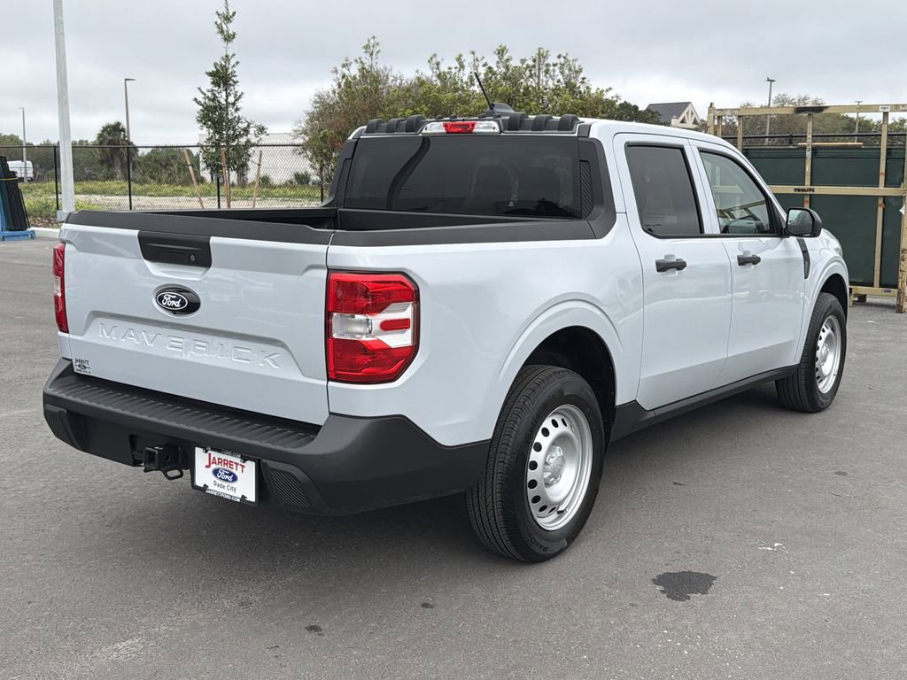 Certified 2025 Ford Maverick XL image 4