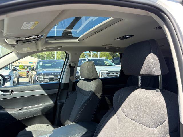 Used 2021 Hyundai Palisade SEL w/ Convenience Package AWD/4WD image 17