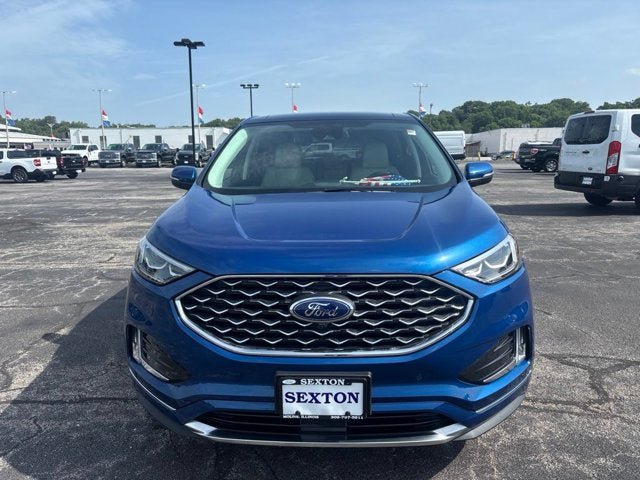 Certified 2023 Ford Edge Titanium w/ Equipment Group 301A AWD/4WD image 4