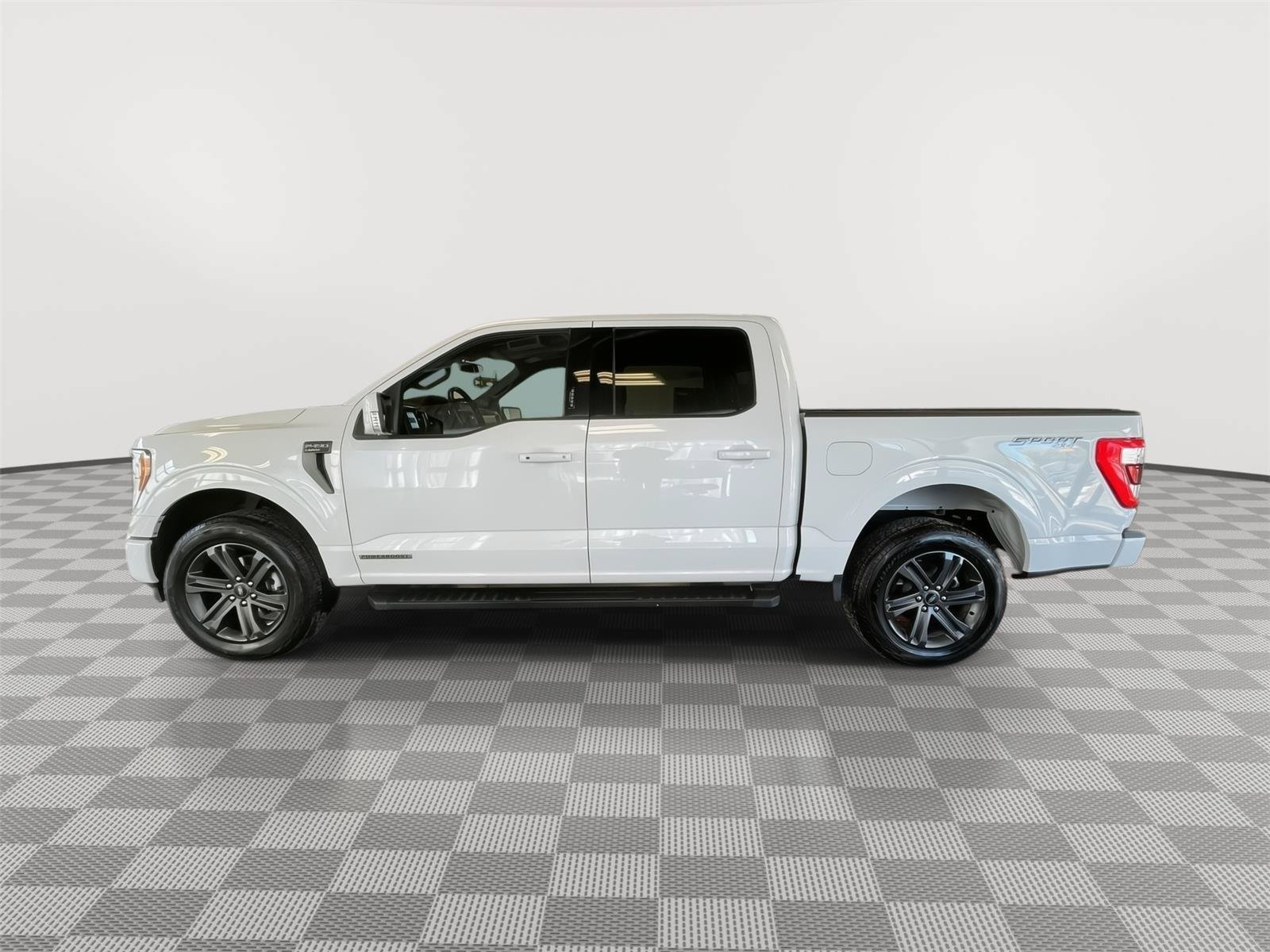 Certified 2023 Ford F150 Lariat AWD/4WD image 2