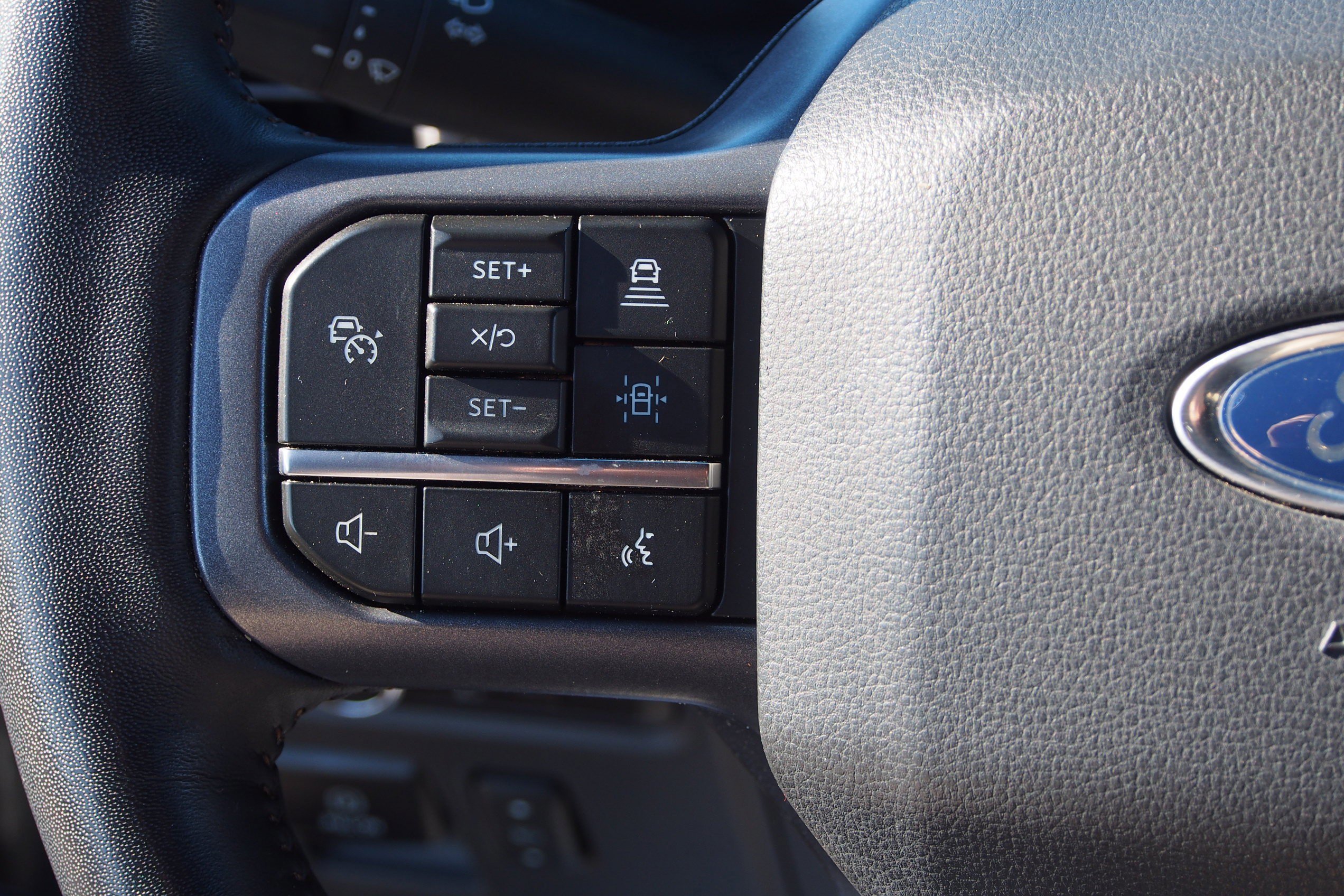 Certified 2023 Ford F150 Lightning Lariat w/ Max Trailer Tow Package image 21