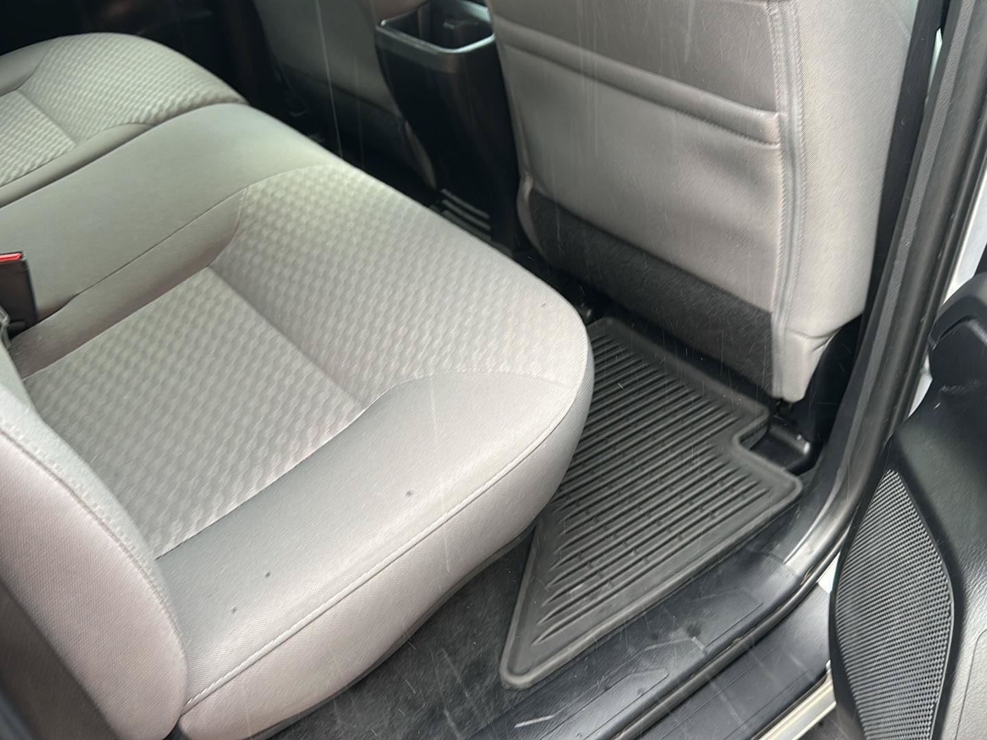 Used 2022 Toyota Tacoma SR AWD/4WD image 22