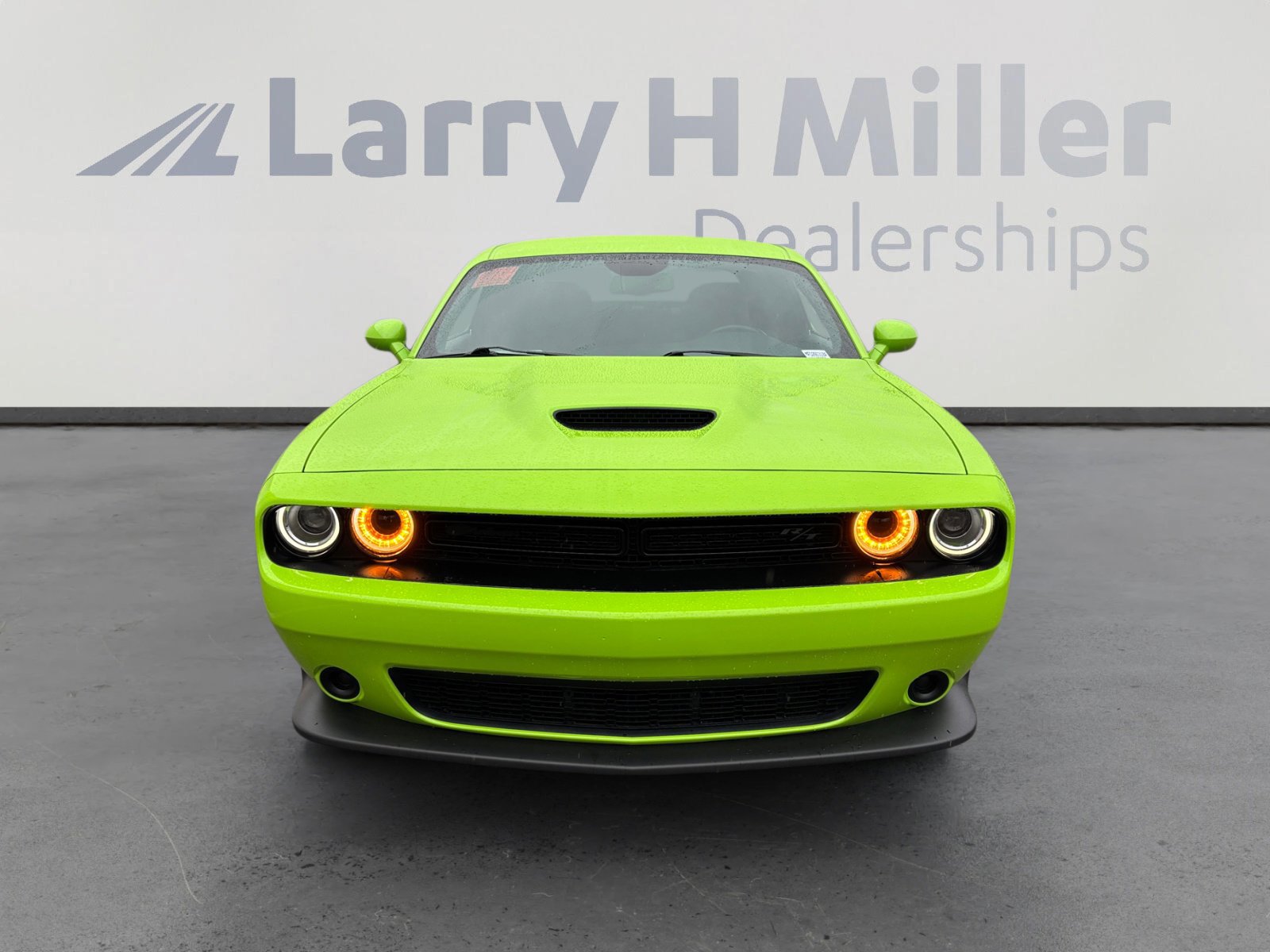 Used 2023 Dodge Challenger R/T w/ Blacktop Package image 8