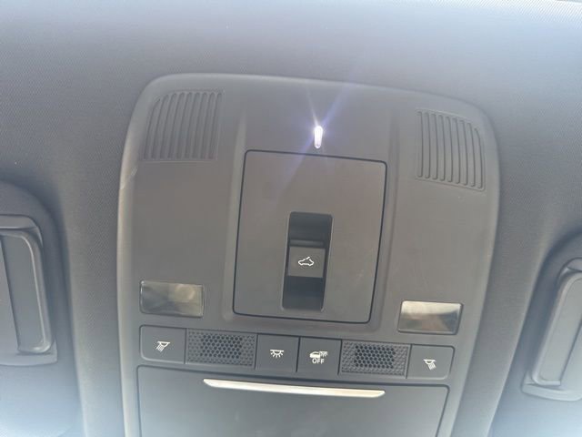 Used 2023 MAZDA CX-9 Signature image 29