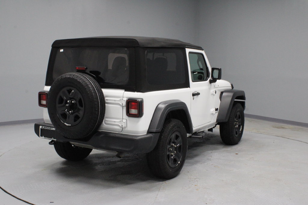 Used 2024 Jeep Wrangler Sport AWD/4WD image 10