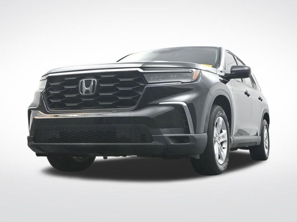 Used 2023 Honda Pilot LX image 31