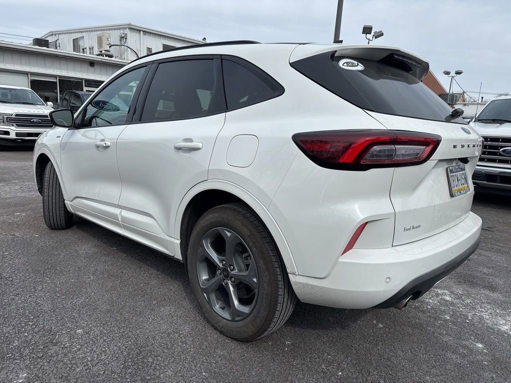 Certified 2024 Ford Escape ST-Line Select w/ Tech Pack #1 image 4