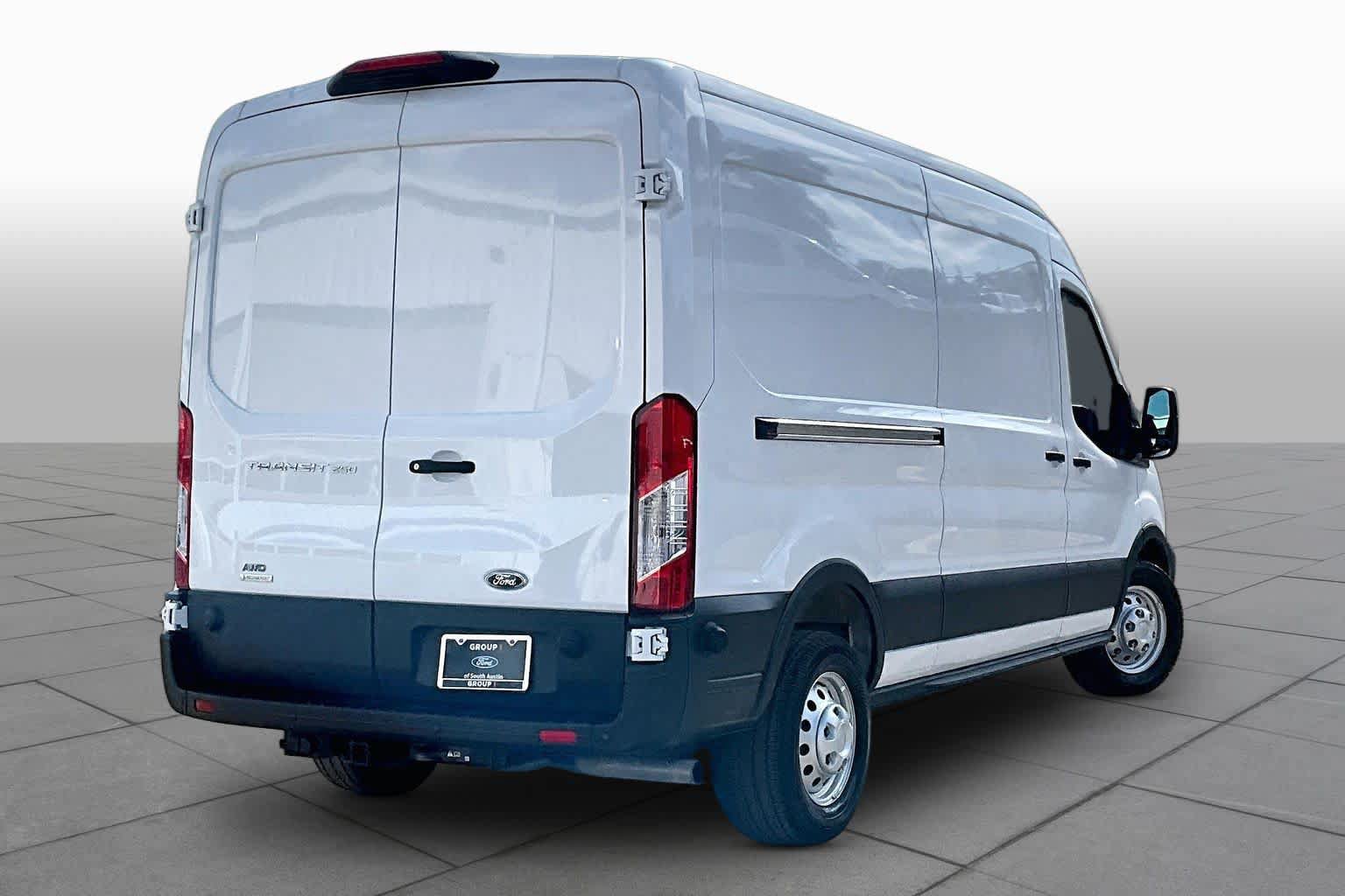 Certified 2025 Ford Transit 250 148 Medium Roof Extended AWD image 7