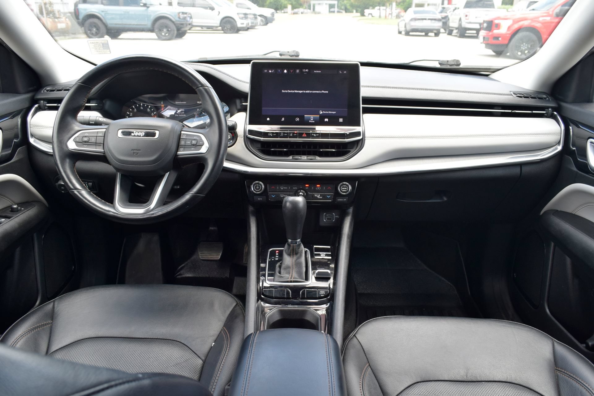 Used 2022 Jeep Compass Limited AWD/4WD image 5