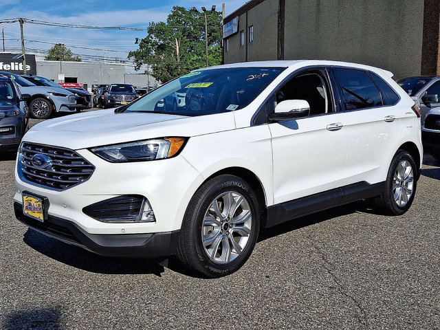 Certified 2023 Ford Edge Titanium AWD/4WD image 4