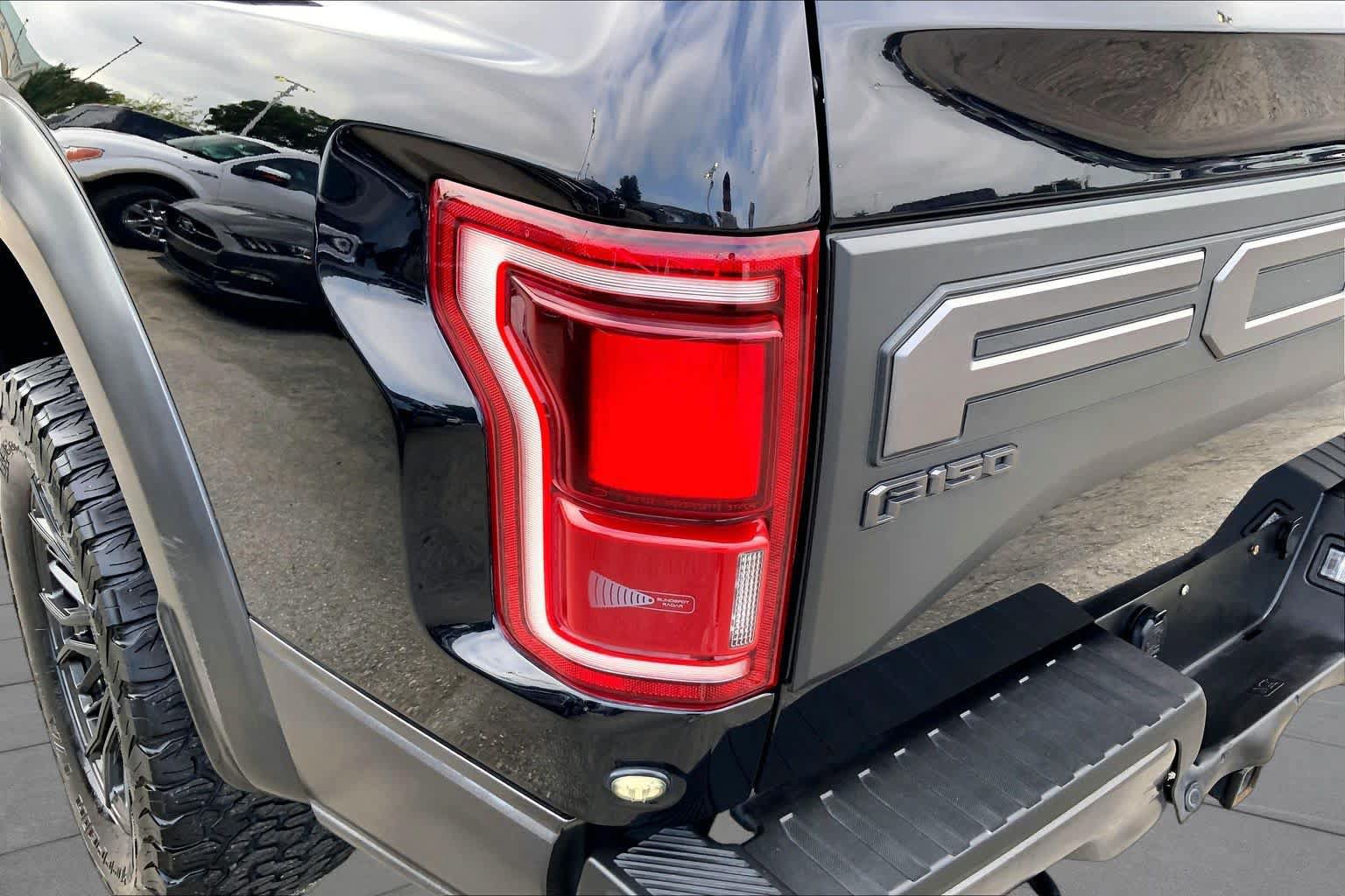 Certified 2019 Ford F150 Raptor w/ Equipment Group 802A Luxury AWD/4WD image 26