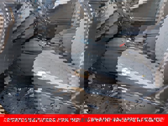 Certified 2022 Ford Escape SE w/ SE Sport Appearance Package image 11