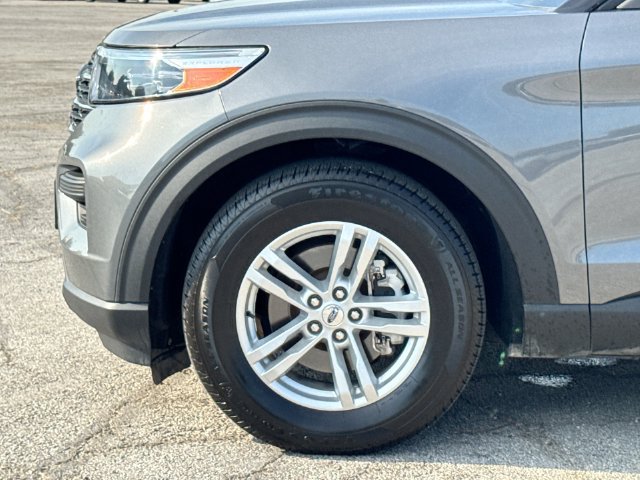 Certified 2023 Ford Explorer XLT RWD image 10