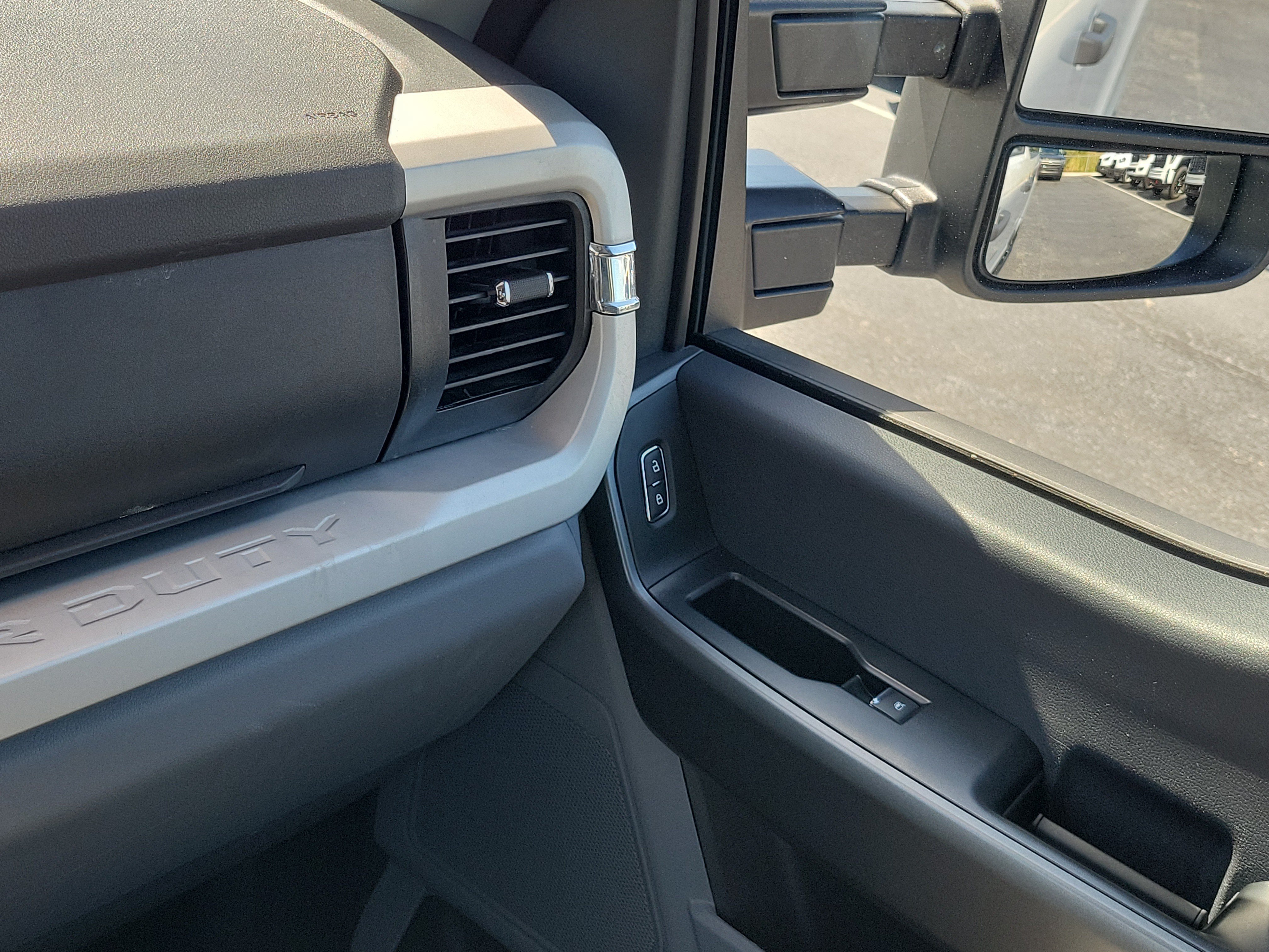 Certified 2026 Ford F250 XLT AWD/4WD image 28