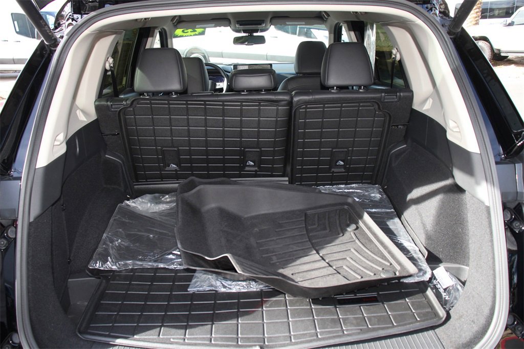 Used 2025 Nissan Rogue SL image 24