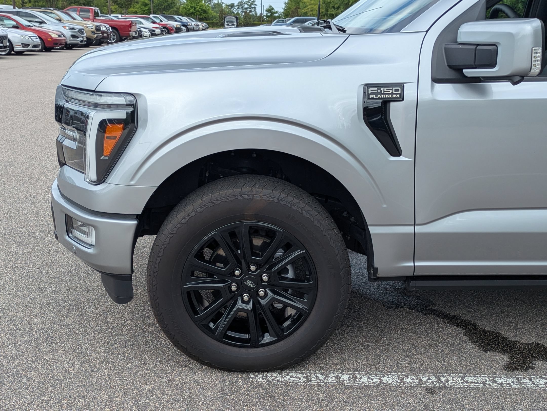 Certified 2025 Ford F150 Platinum w/ Equipment Group 702A High AWD/4WD image 11