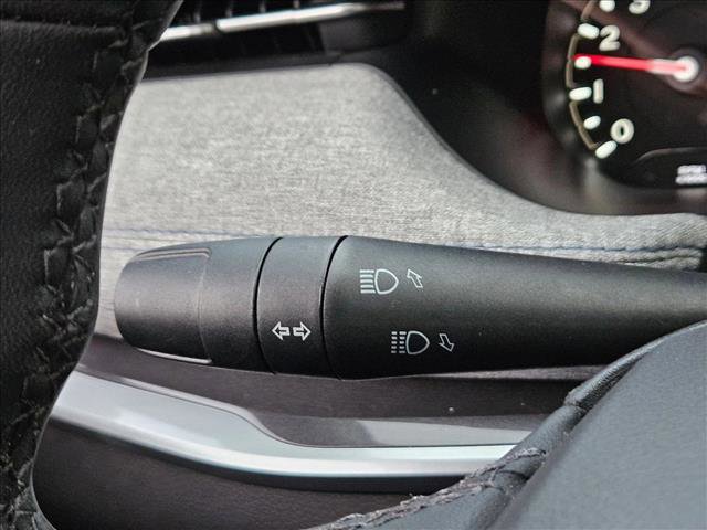 Used 2025 Jeep Compass Latitude image 15