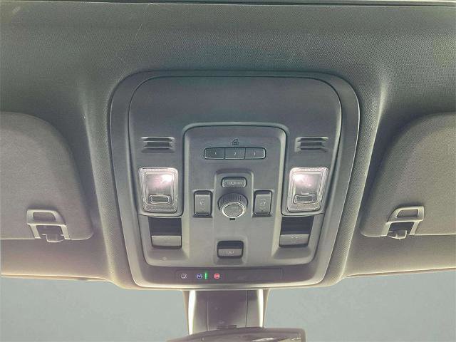 Used 2022 Chevrolet Tahoe Z71 w/ Luxury Package image 30