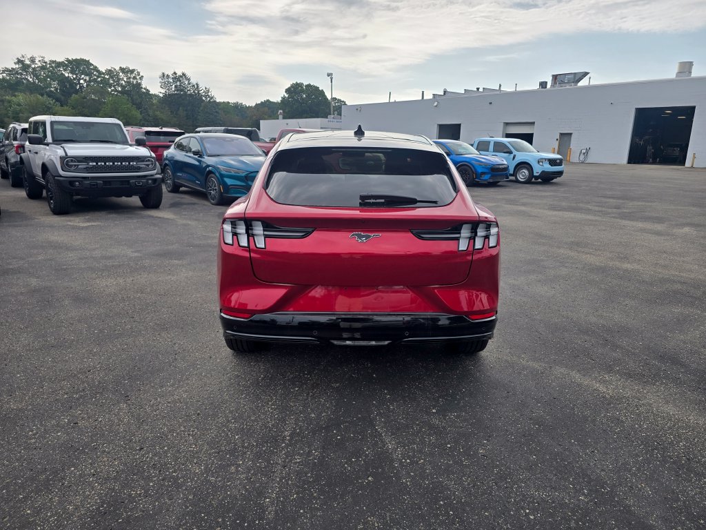 Certified 2023 Ford Mustang Mach-E Premium AWD/4WD image 4