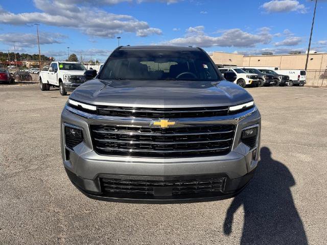 Used 2026 Chevrolet Traverse LT w/ LPO, Floor Liner Package FWD image 2