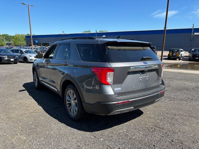 Certified 2022 Ford Explorer XLT w/ Equipment Group 202A AWD/4WD image 26