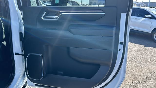 Used 2025 Chevrolet Silverado 2500 LT w/ Convenience Package image 12