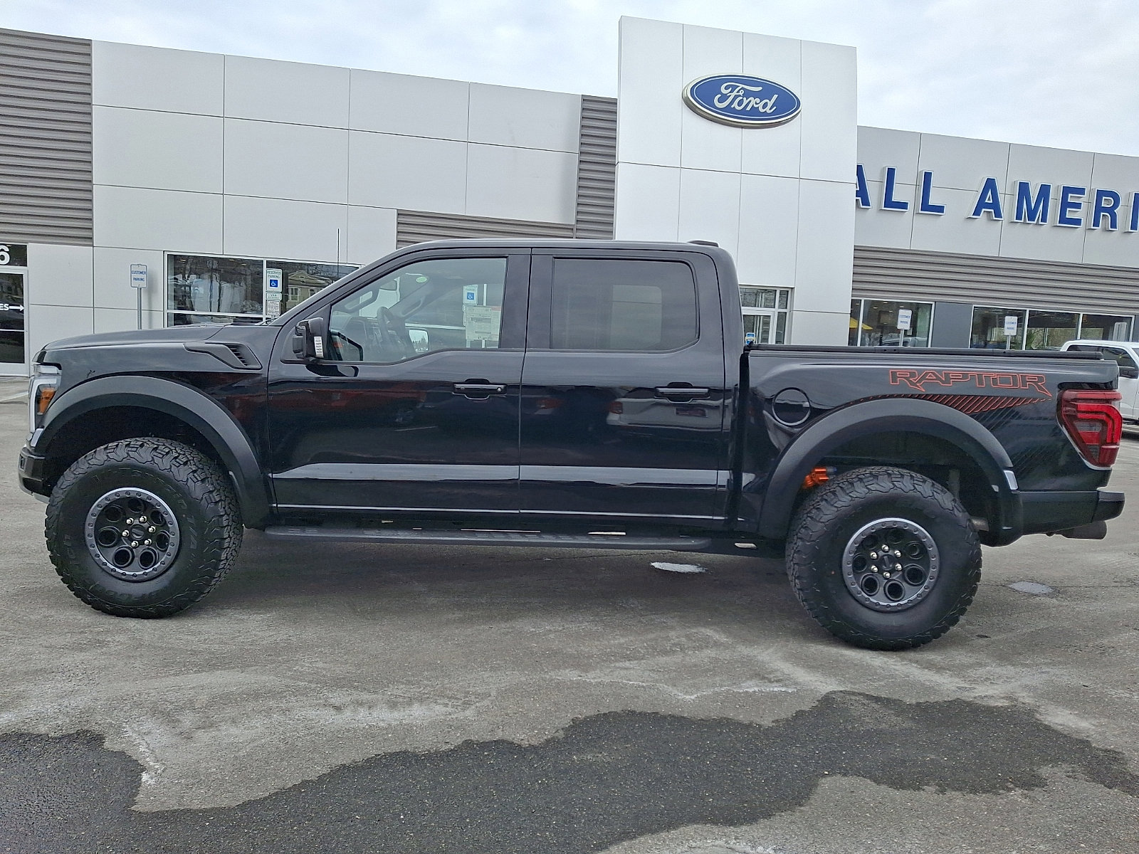 Certified 2025 Ford F150 Raptor image 9