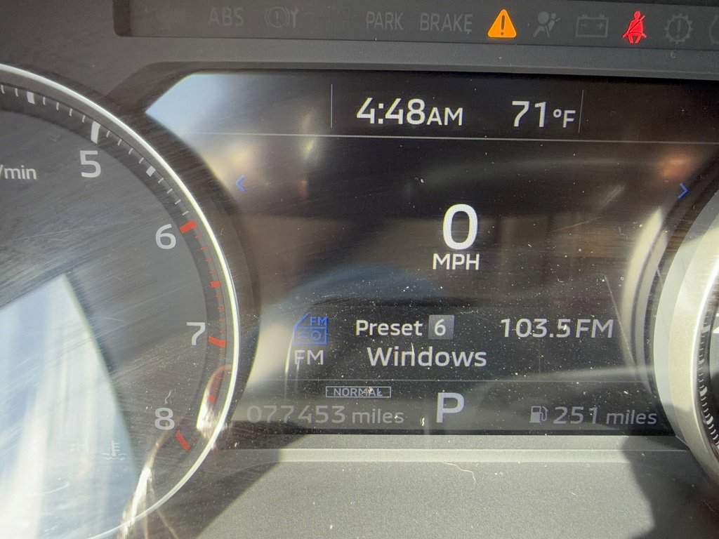 Used 2022 Mitsubishi Outlander ES image 16