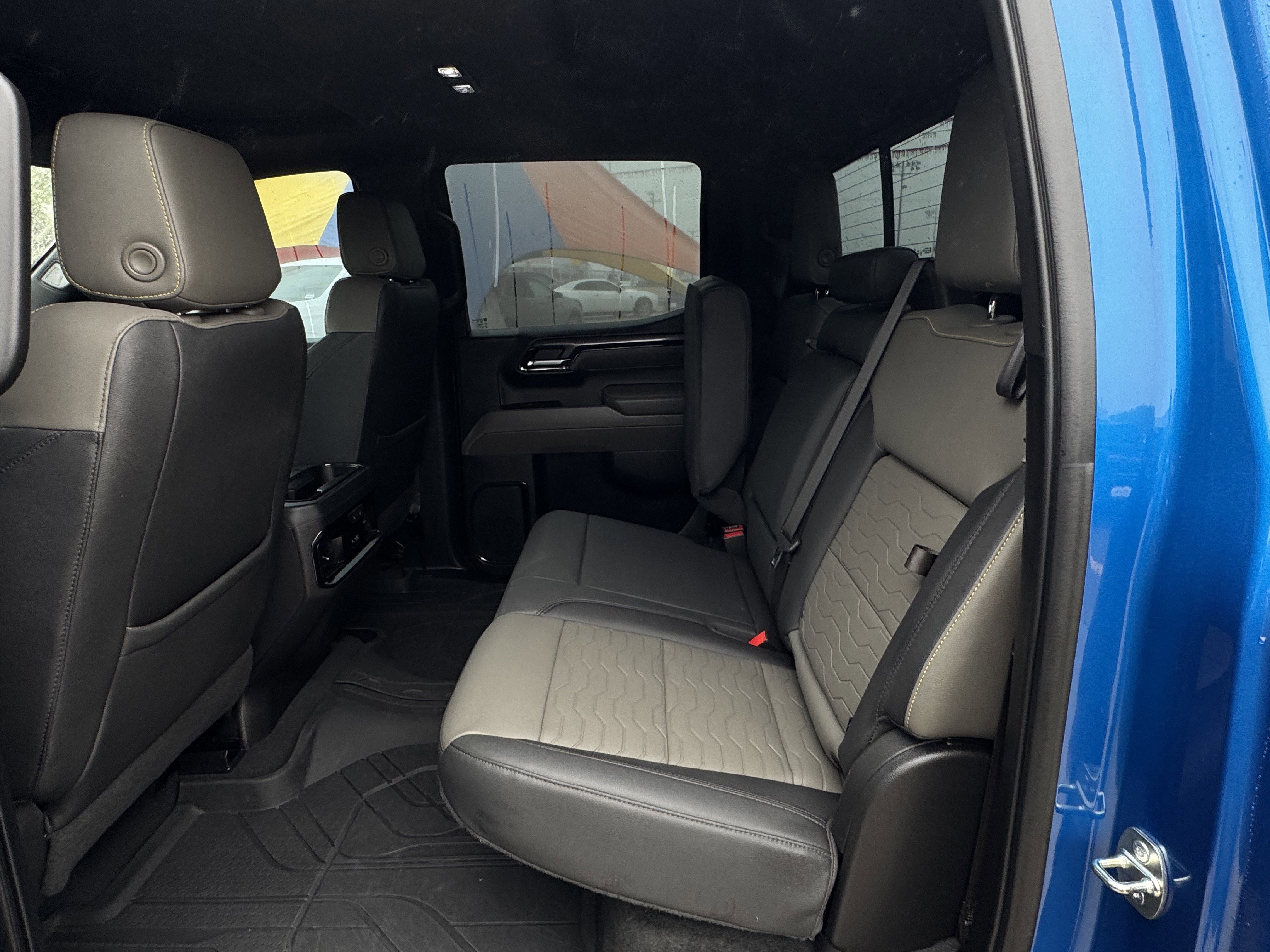 Used 2023 Chevrolet Silverado 1500 ZR2 w/ Technology Package image 14