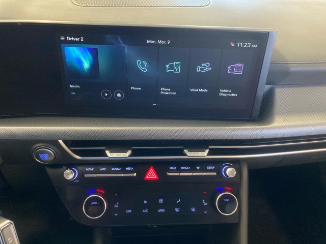 Used 2024 Hyundai Sonata SEL FWD image 23