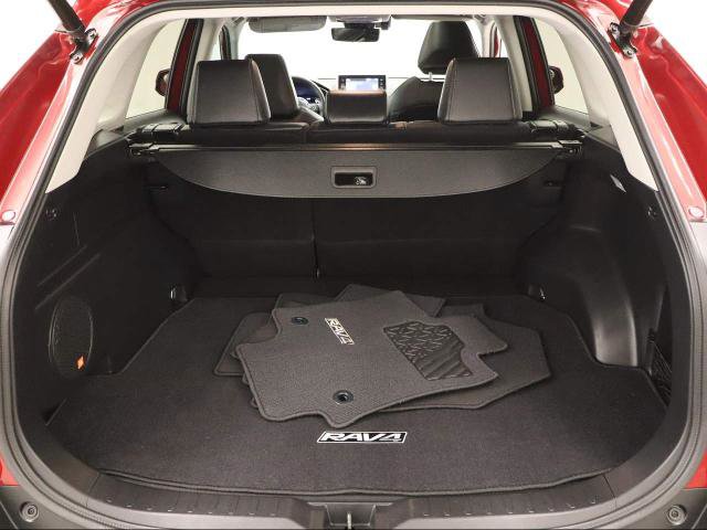 Used 2021 Toyota RAV4 Limited FWD image 23