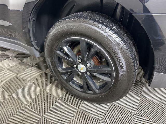 Used 2017 Chevrolet Equinox LT w/ Convenience Package AWD/4WD image 7