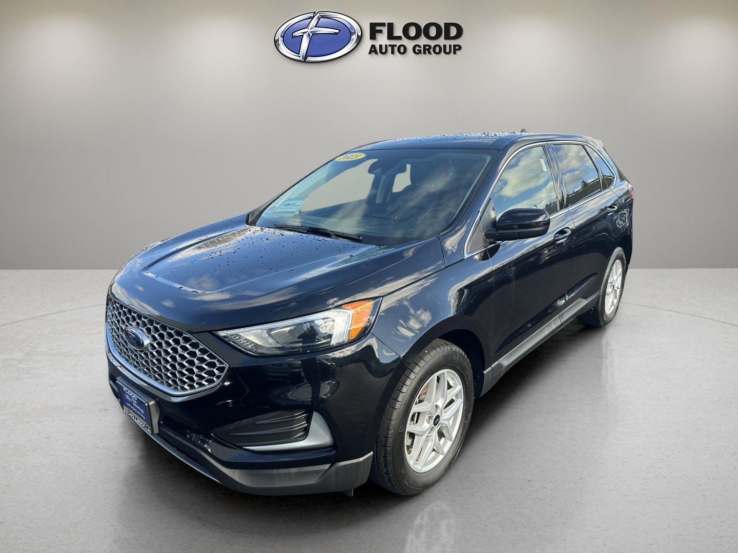Certified 2023 Ford Edge SEL image 3