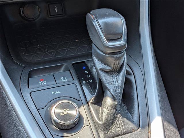 Used 2021 Toyota RAV4 AWD Hybrid image 12