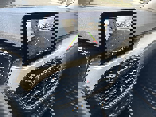 Certified 2022 Ford Escape SE w/ Cold Weather Package image 10