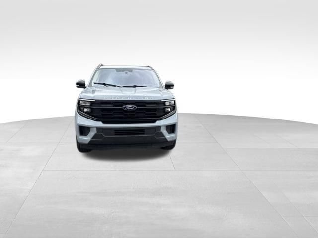 Certified 2025 Ford Expedition Active image 8