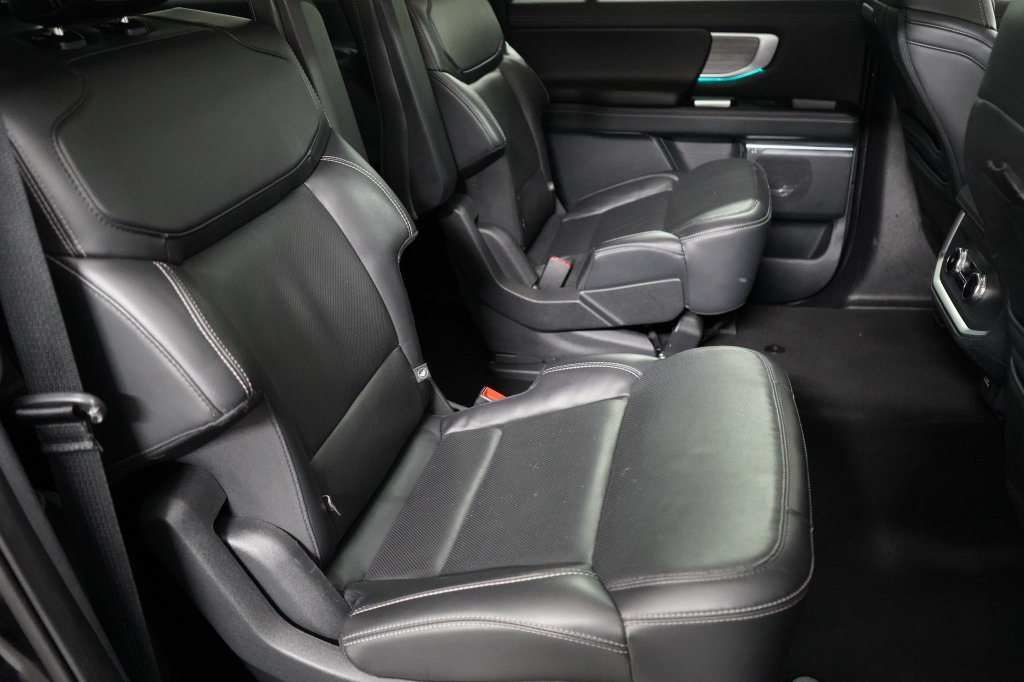Certified 2025 Ford Expedition Max Platinum AWD/4WD image 23