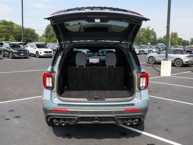 Certified 2025 Ford Explorer ST AWD/4WD image 15