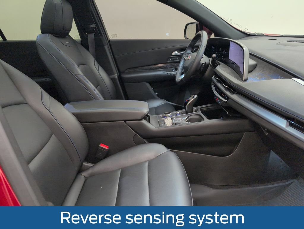 Used 2024 Cadillac XT4 Sport w/ Cold Weather Package image 18